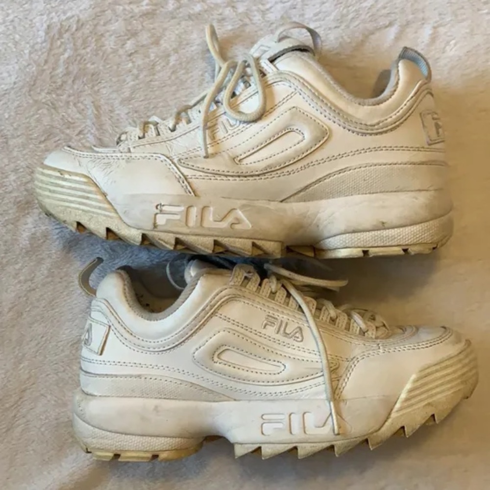 Fila shoes size 7.